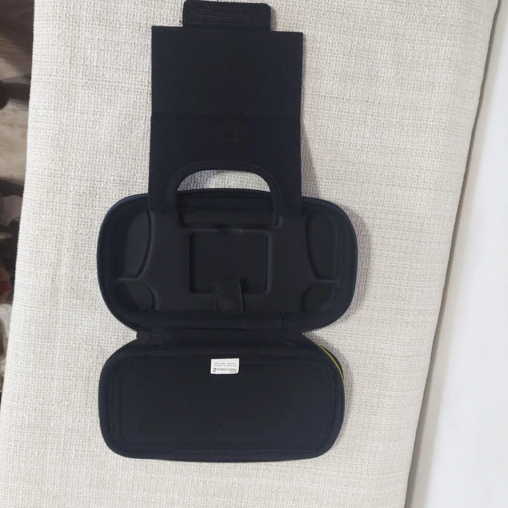 Nintendo Switch Carrying Case‎ Traveler Deluxe Super Mario Maker 2